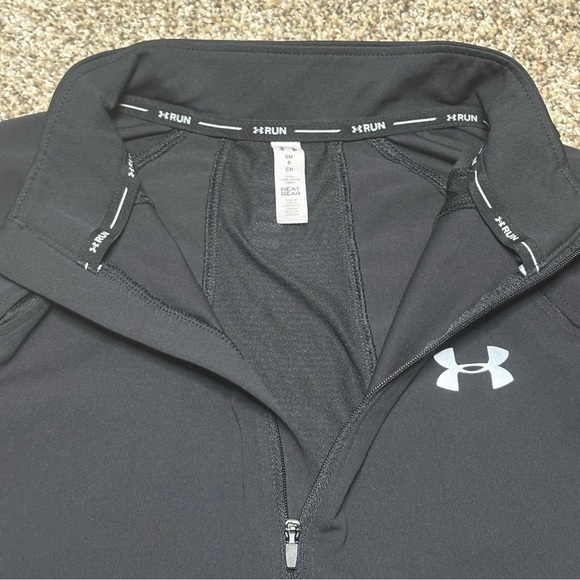 Under Armour Running Black Half-Zip Pullover - Picture 5 of 13